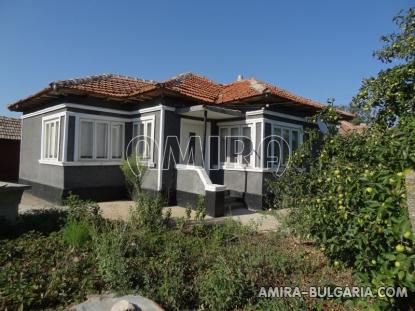 House in Bulgaria 4 km from the beach 1