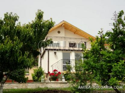 Sea view villa in Balchik 2