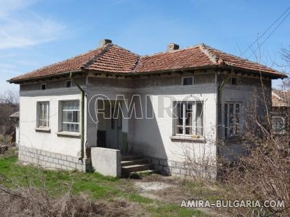 House in Bulgaria 40 km from the seaside