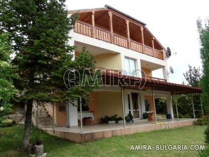 Furnished house in Bachik 700 m from the beach