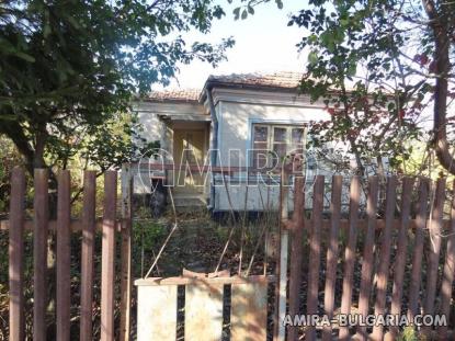 Furnished house 5 km from Dobrich 4