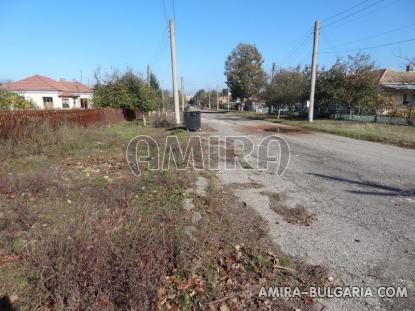 Furnished house 5 km from Dobrich 11