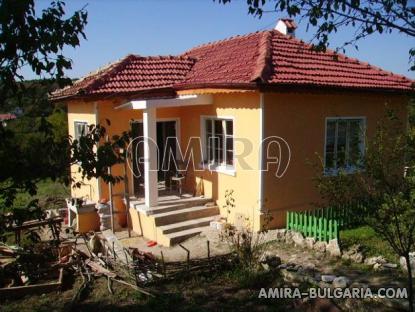 Cheap renovated house in Bulgaria front 6