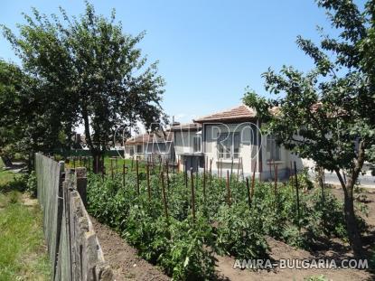 House in Bulgaria with big plot side 2