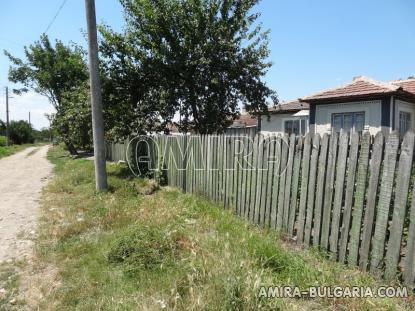 House in Bulgaria with big plot road access