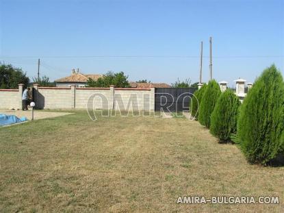 Furnished house in Bulgaria near Balchik garden