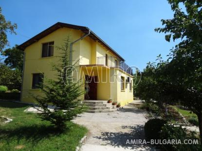 Furnished house next to Varna 1