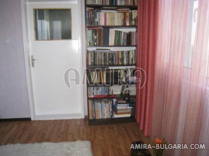 Semi-detached house 6km from Varna 21