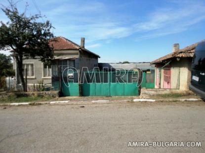 House near Dobrich Bulgaria 4