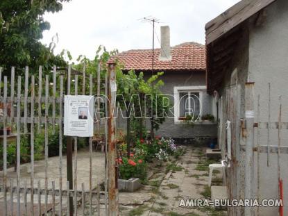 Bulgarian house 34km from the seaside 6