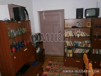 Bulgarian house 40km from the beach 10