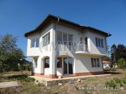 Three bedroom house near the beach 3