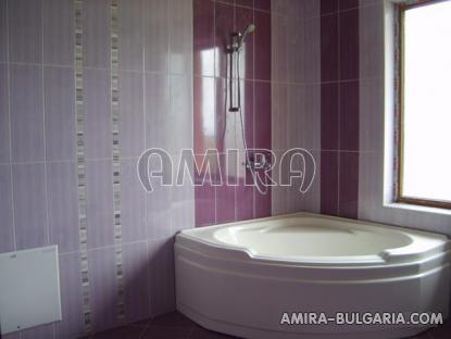 Furnished house 5 km from Kamchia beach bathroom