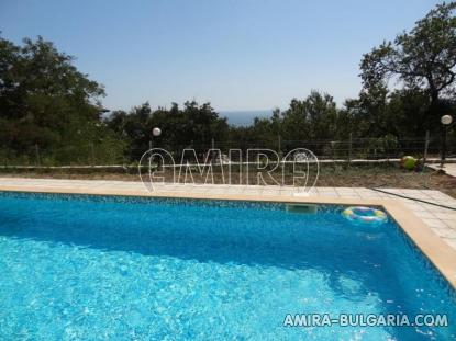 One bedroom sea view apartment in Varna 7